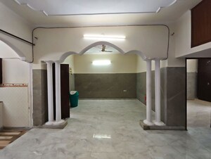 Building Lobby in 3 BHK Builder Floor at Green Fields Colony – for Rent