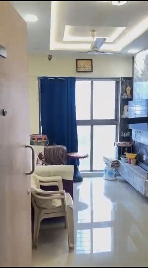 1 BHK Apartment For Rent in Lodha Vista, Lower Parel