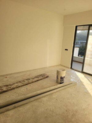Room in 2 BHK Apartment at Blue Paradise, Baner – for Sale