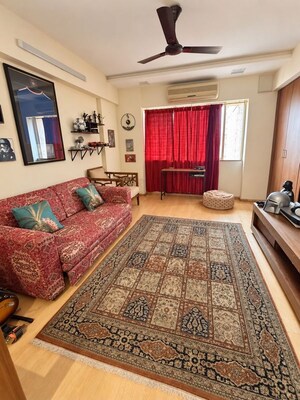 Bedroom in 4 BHK Apartment at Hiranandani Gardens Odyssey I II, Powai – for Rent