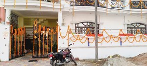 Gym in 6 BHK Independent House at Jankipuram – for Rent