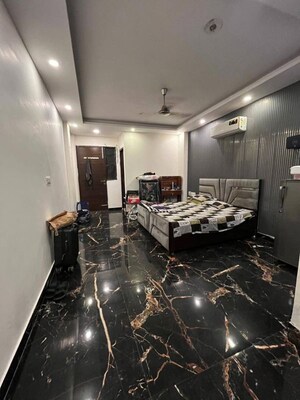Room in 1 RK Apartment at Saket – for Rent