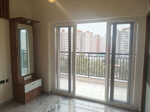 Room in 3 BHK Apartment at Bollineni Astra, Kogilu – for Rent