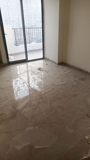 Room in 3 BHK Apartment at SVP Gulmohur Garden Phase 2, Raj Nagar Extension – for Sale