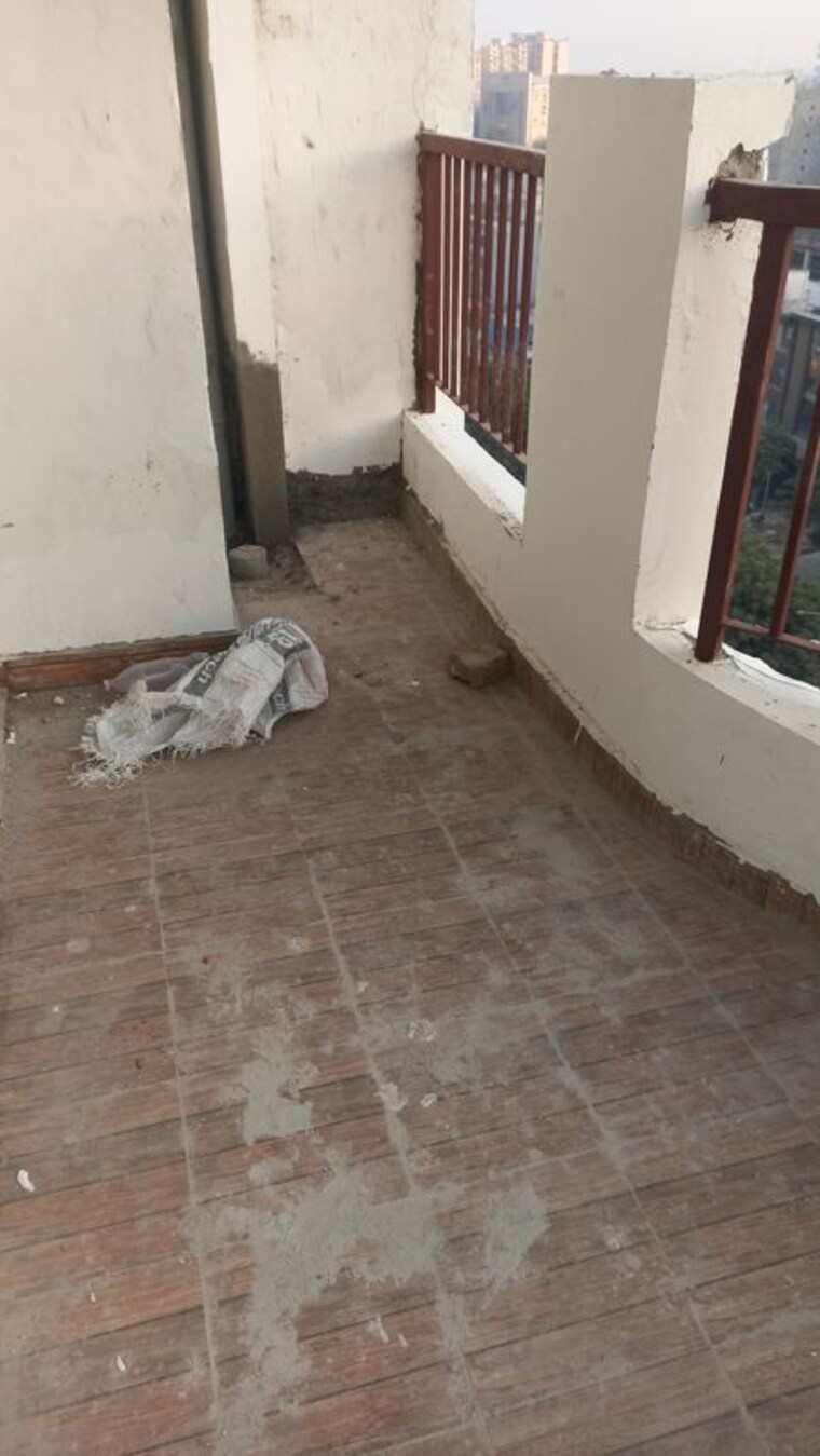 Balcony, svp-gulmohur-garden-phase-2 3 Bedroom 1290 Sq.Ft. Apartment In Raj Nagar Extension Ghaziabad 10790048