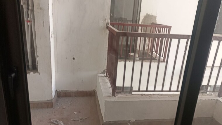 Balcony, svp-gulmohur-garden-phase-2 3 Bedroom 1290 Sq.Ft. Apartment In Raj Nagar Extension Ghaziabad 10790048