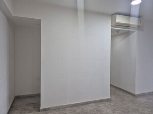 Room in 3 BHK Apartment at Lodha New Cuffe Parade, Wadala – for Rent