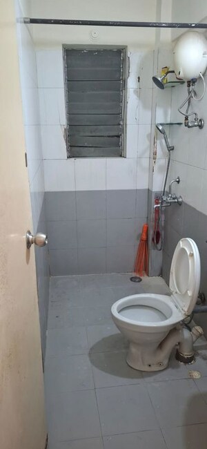 Bathroom in 3 BHK Apartment at Sindhi Society, Chembur – for Rent