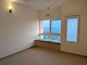 Room in 2 BHK Apartment at Karle Vario Homes, Hebbal – for Rent