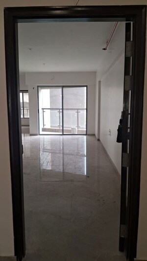 Living Room in 3 BHK Apartment at Chembur – for Rent