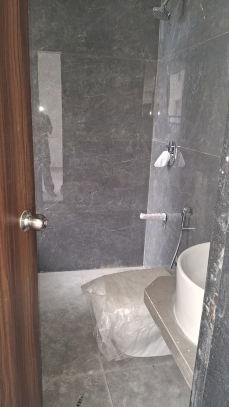 Bathroom, chembur 3 Bedroom 1365 Sq.Ft. Apartment In Chembur Mumbai 10790115