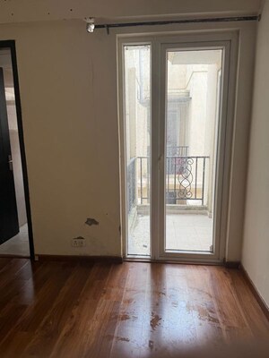 Room in 2.5 BHK Apartment at Signature Global Park, Sohna Sector 36 – for Sale