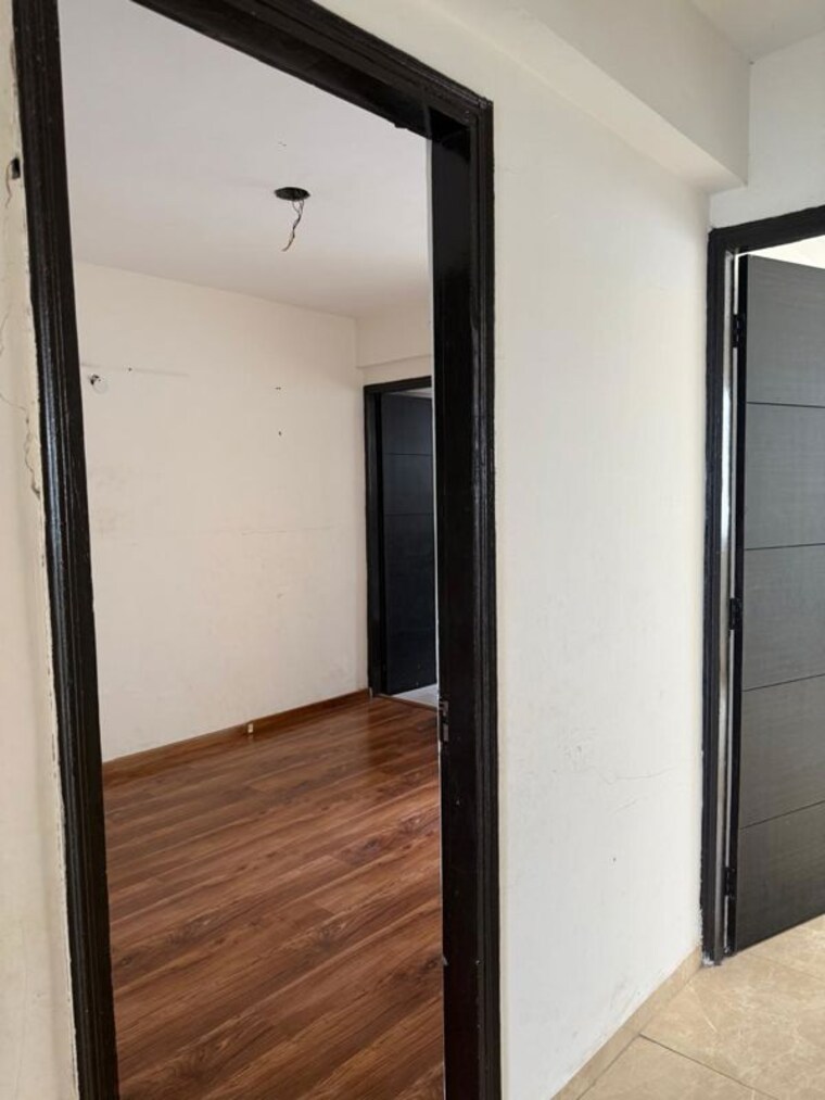 Room, signature-global-park 2.5 Bedroom 1210 Sq.Ft. Apartment In Sohna Sector 36 Gurgaon 10790126