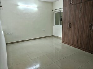 Room in 3 BHK Apartment at Mantri Webcity, Hennur Road – for Sale