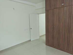 Room in 3 BHK Apartment at Mantri Webcity, Hennur Road – for Sale