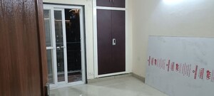 Room in 3 BHK Apartment at Gardenia Golf City, Sector 75 – for Rent