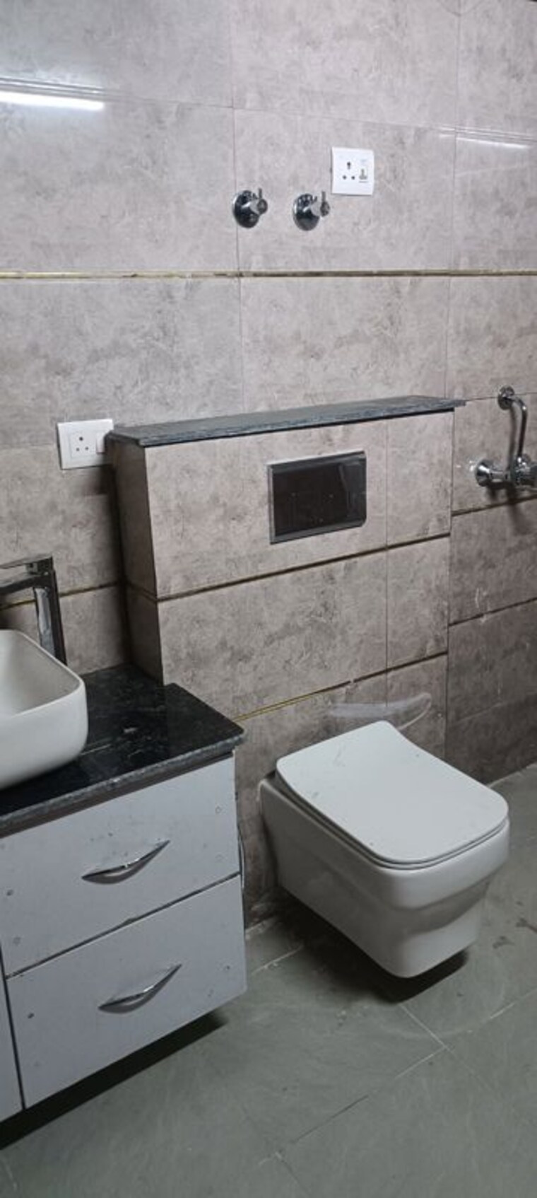 Kitchen, gardenia-golf-city 3 Bedroom 1350 Sq.Ft. Apartment In Sector 75 Noida 10790158