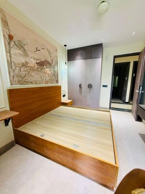 Bedroom in Studio Builder Floor at Dlf Phase iv – for Rent