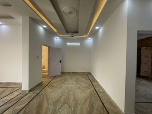 Living Room in 4 BHK Builder Floor at Green Fields Colony – for Rent