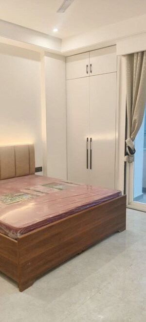 1 BHK Builder Floor For Rent in Sector 42