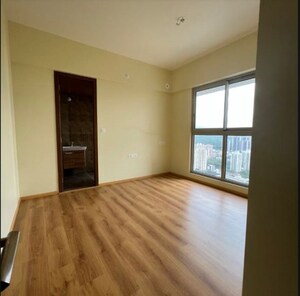 2 BHK Apartment For Sale in SD Epsilon, Kandivali East