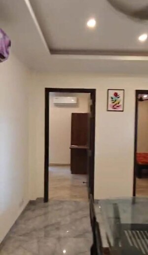 Building Lobby in 3 BHK Builder Floor at Sector 57 – for Rent