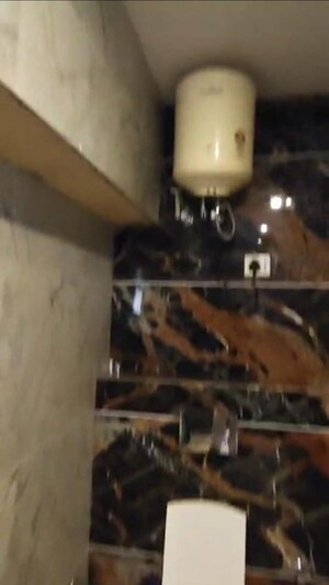 Living Room in 3 BHK Builder Floor at Sector 57 – for Rent