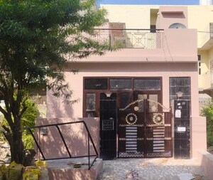 1 BHK Independent House For Rent in Sector 9a