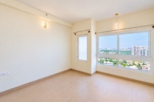 Room in 2 BHK Apartment at Karle Vario Homes, Hebbal – for Rent