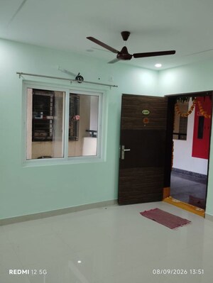 Room in 3 BHK Apartment at Greenmark Mayfair Apartments, Tellapur – for Rent
