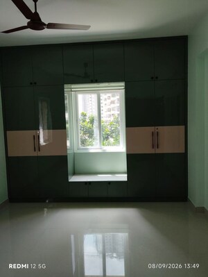 Room in 3 BHK Apartment at Greenmark Mayfair Apartments, Tellapur – for Rent