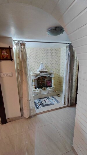  3 BHK Independent House at Krishna Nagar – for Rent