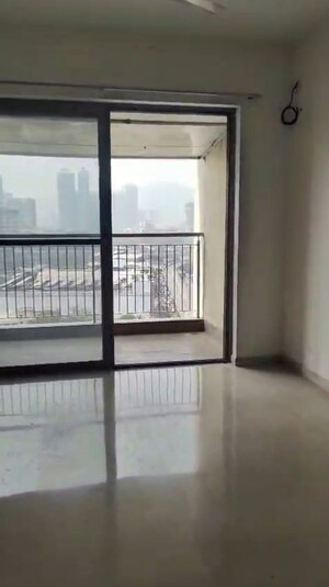 2 BHK Apartment For Rent in Kalpataru Paramount A, Thane West