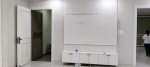 Furnished Amenities in 4 BHK Builder Floor at Ashoka Enclave – for Rent