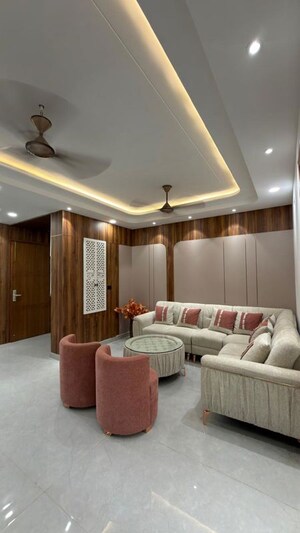 Living Room in 4 BHK Builder Floor at Green Fields Colony – for Rent