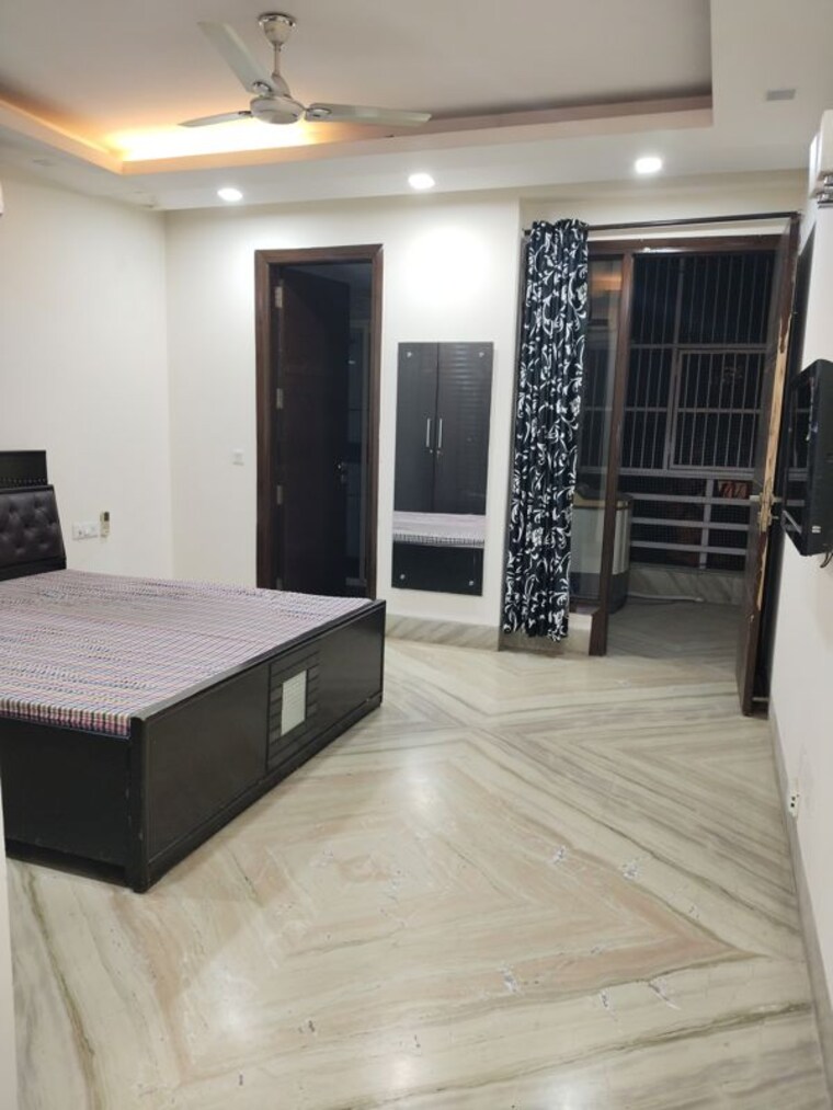 Bedroom, shivalik colony 3 Bedroom 1800 Sq.Ft. Apartment In Shivalik Colony Delhi 10790459