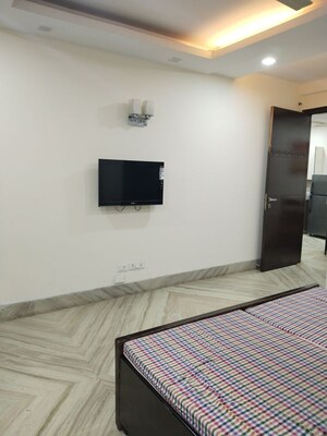 Bedroom in 3 BHK Apartment at Shivalik Colony – for Rent