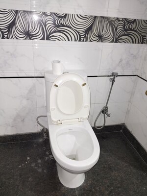 Bathroom in 3 BHK Apartment at Shivalik Colony – for Rent