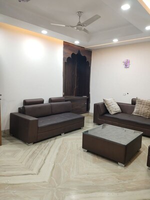 Living Room in 3 BHK Apartment at Shivalik Colony – for Rent