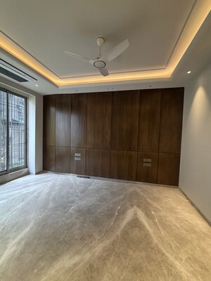 Staircase in 3 BHK Builder Floor at Safdarjung Enclave – for Sale