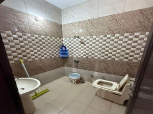 Bathroom in 6+ BHK Independent House at Kharar – for Sale