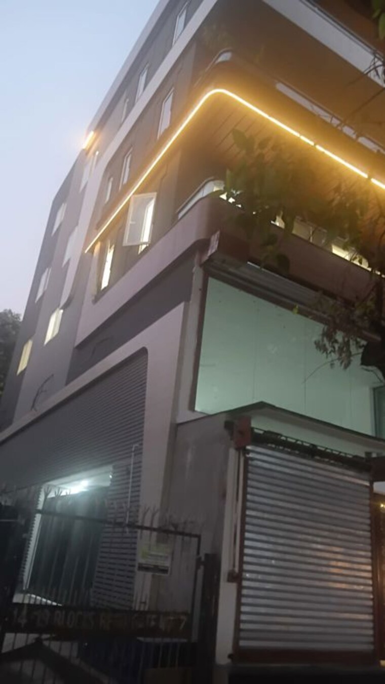 Exterior View, nehru enclave 3 Bedroom 1800 Sq.Ft. Apartment In Nehru Enclave Delhi 10790492