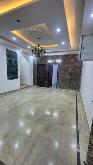3 BHK Builder Floor For Rent in Green Fields Colony