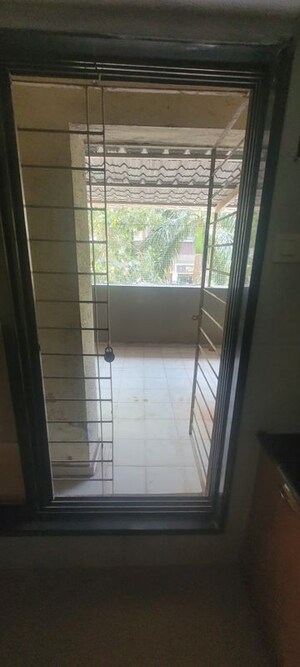 Room in 1 BHK Apartment at Unique Aurum, Mira Road – for Rent