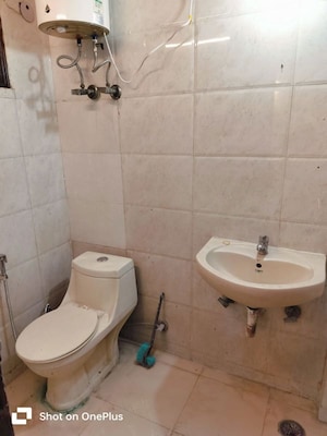 Bathroom in 3 BHK Apartment at Khirki Extension – for Rent
