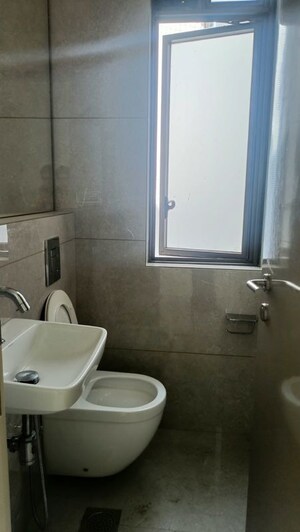 Bathroom in 4 BHK Apartment at Lodha Trump Tower, Worli – for Rent