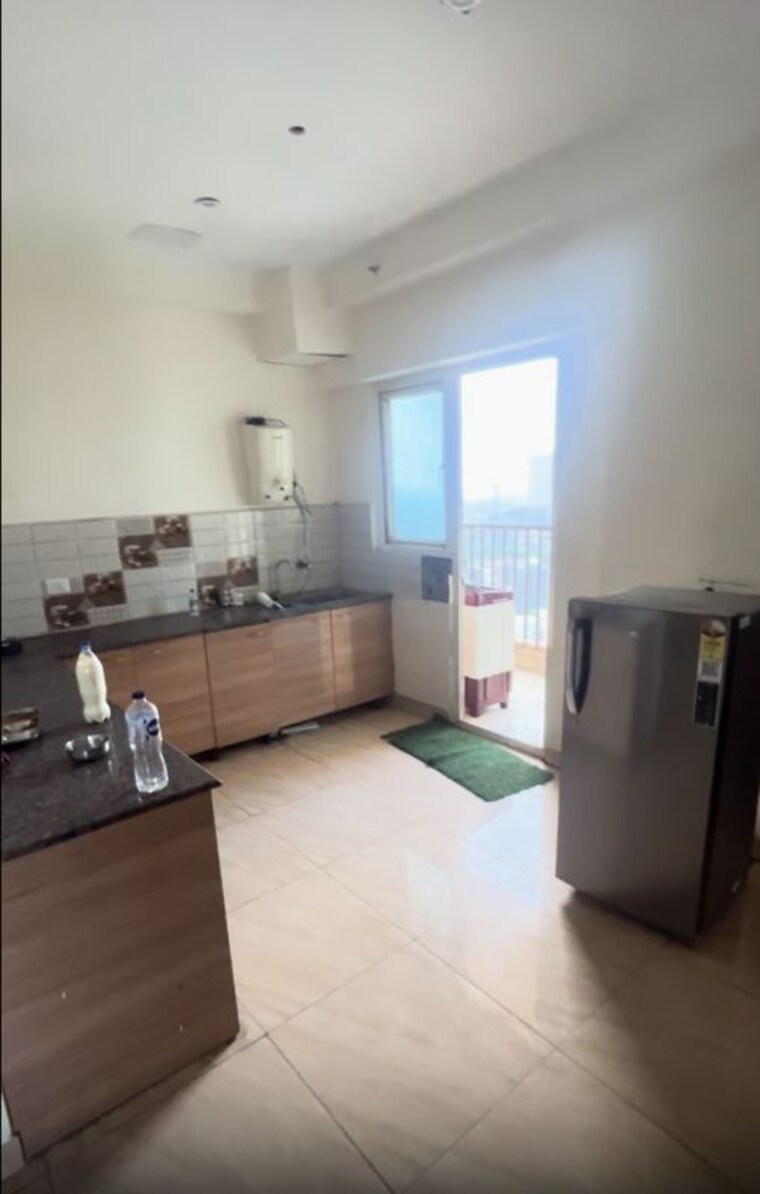 Kitchen, gaur-yamuna-city-16th-park-view 4 Bedroom 1950 Sq.Ft. Apartment In Gaur Yamuna City Greater Noida 10786297