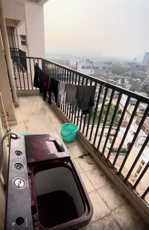Balcony in 4 BHK Apartment at Gaur Yamuna City 16th Park View, Gaur Yamuna City – for Sale
