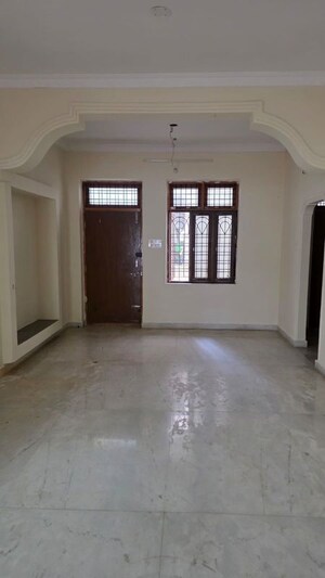 Room in 3 BHK Apartment at Sunshine Residency Alwal, Alwal – for Sale