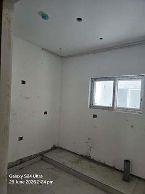 Room in 2 BHK Apartment at SMR Vinay Iconia Hyderabad, Kondapur – for Sale